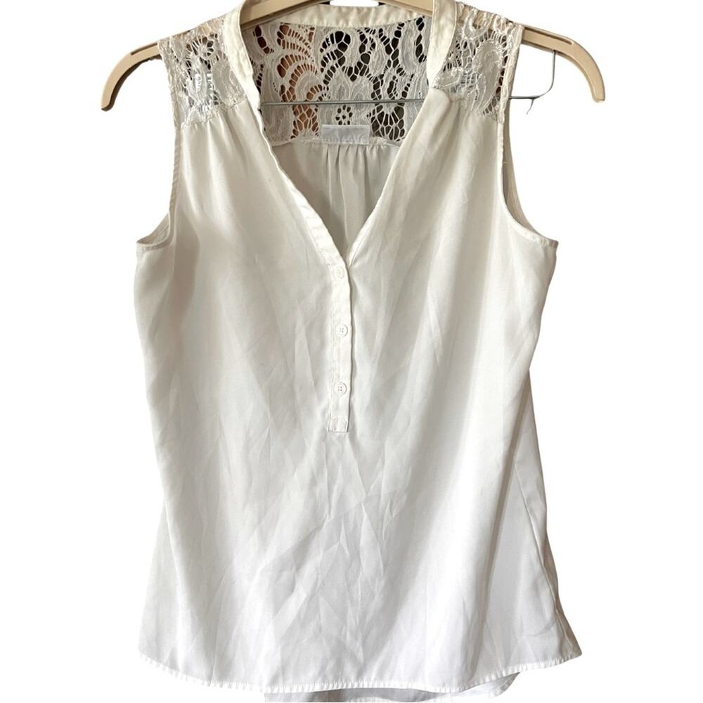 New York & Company blouse sleeveless embroidery cool comfy stretch summer size S